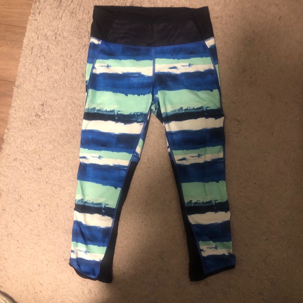Lululemon crops